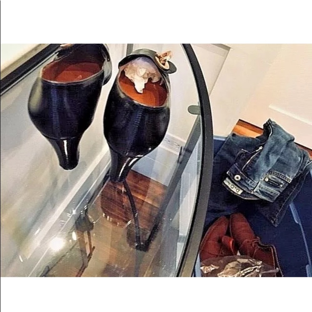 Vtg CHRISTIAN DIOR Black Block Heel logo 6/ 6.5 - Picture 9 of 10